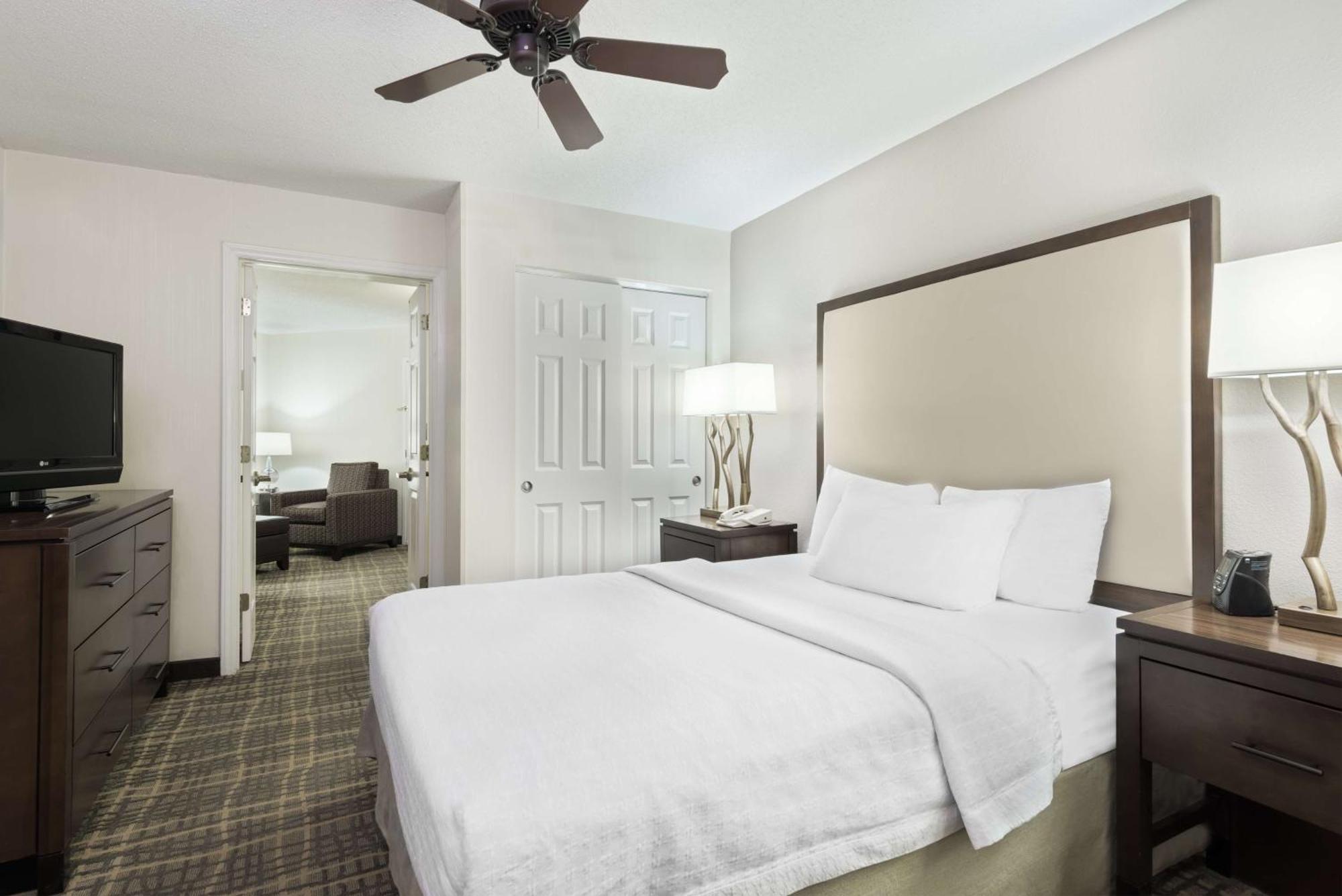 Homewood Suites By Hilton Raleigh/Crabtree Valley Экстерьер фото