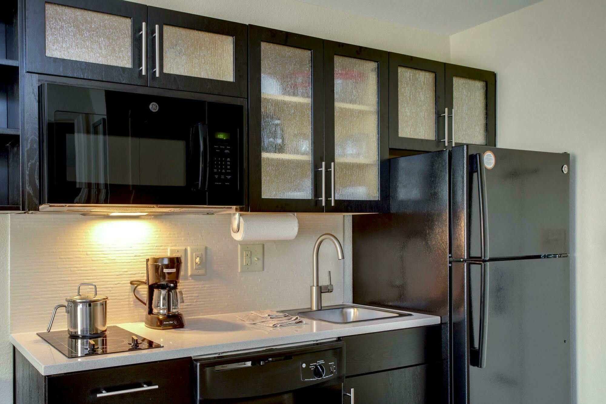 Homewood Suites By Hilton Raleigh/Crabtree Valley Экстерьер фото